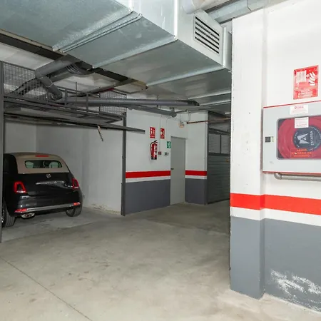 3 Min, Wifi, Air Conditioning, Garage! 또사데마르