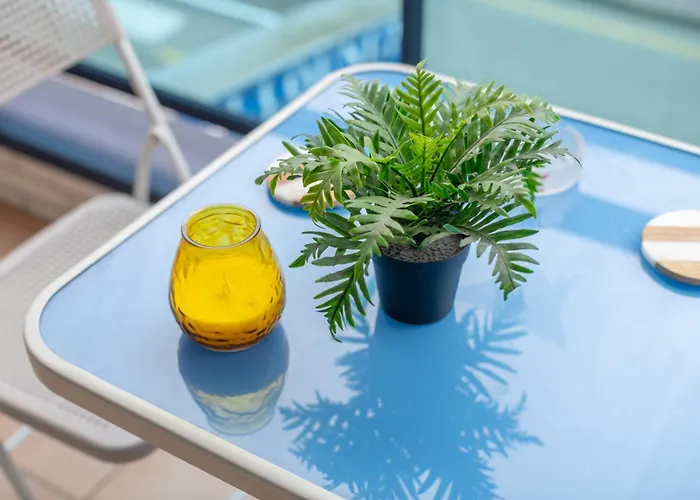 3 Min, Wifi, Air Conditioning, Garage! *