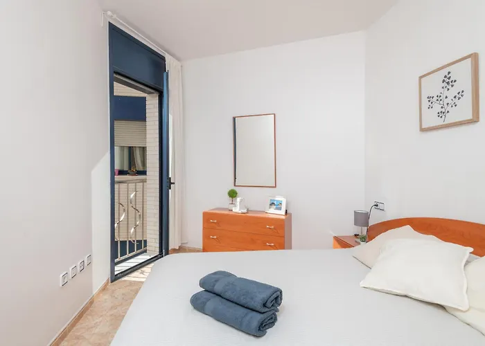 3 Min, Wifi, Air Conditioning, Garage! Appartement *