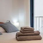 3 Min, Wifi, Air Conditioning, Garage! Lägenhet *